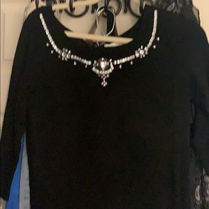 Women’s 3/4 sleeve sweater